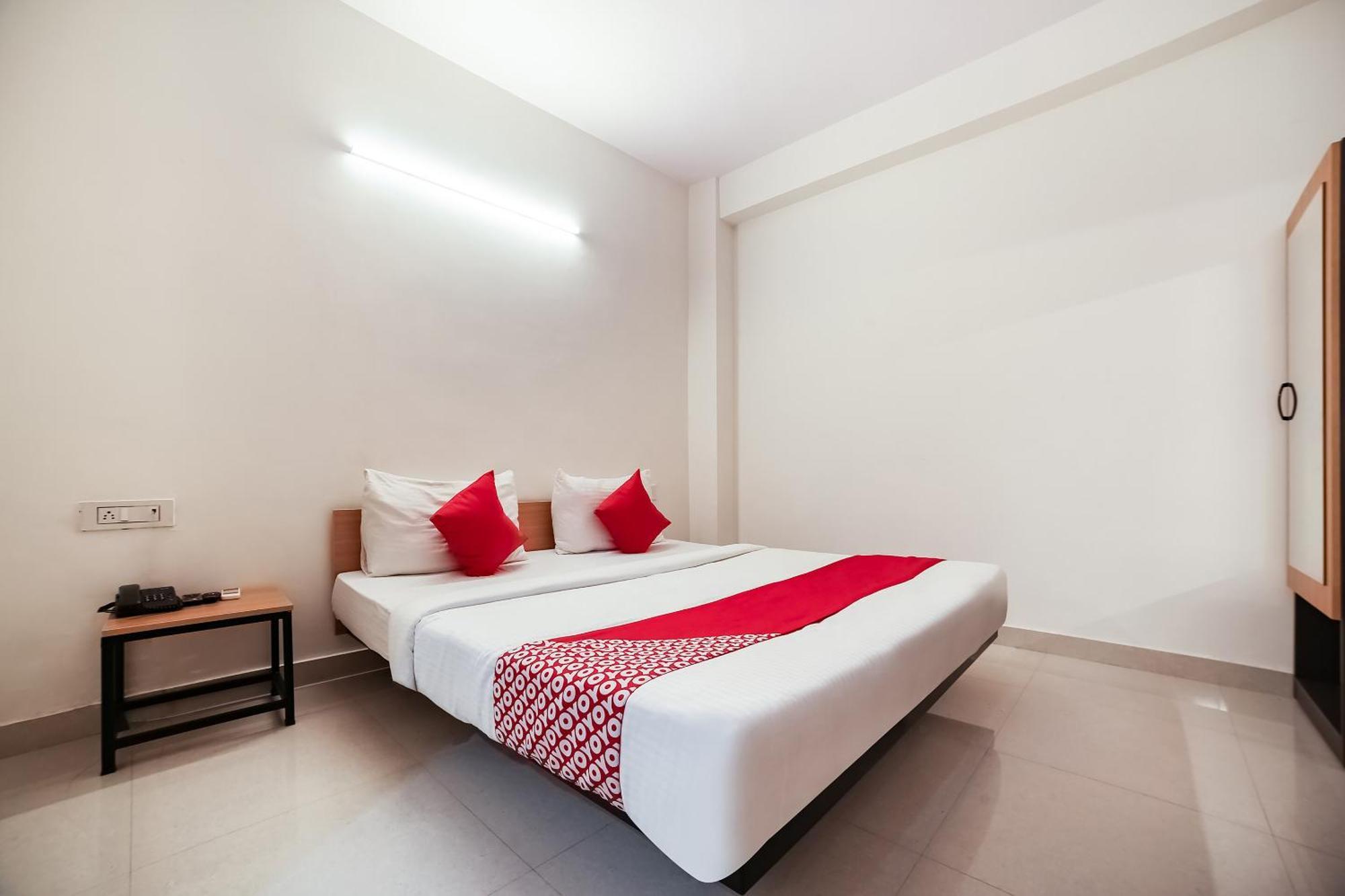 Live On Del5542 Hotel New Delhi Eksteriør billede