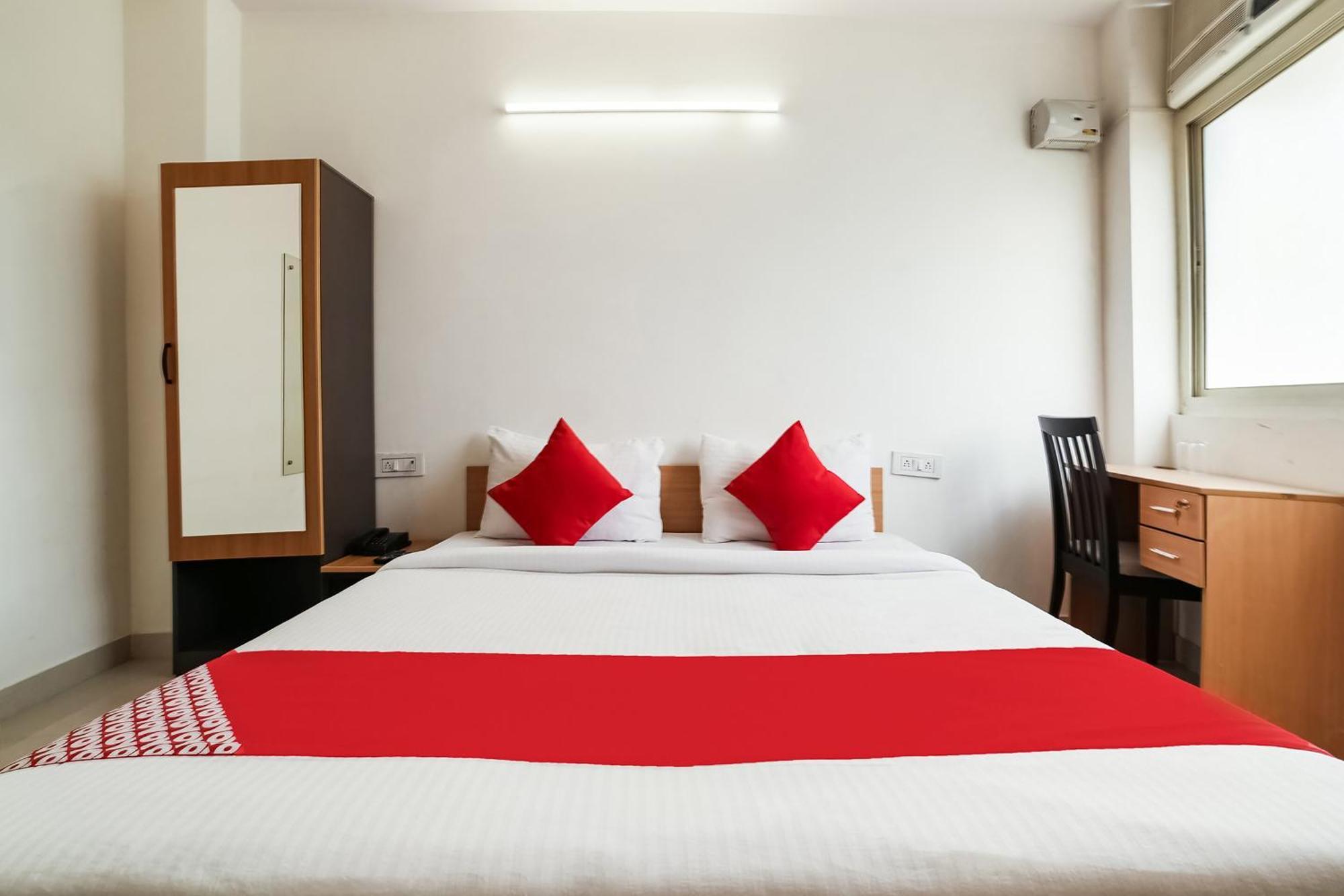Live On Del5542 Hotel New Delhi Eksteriør billede