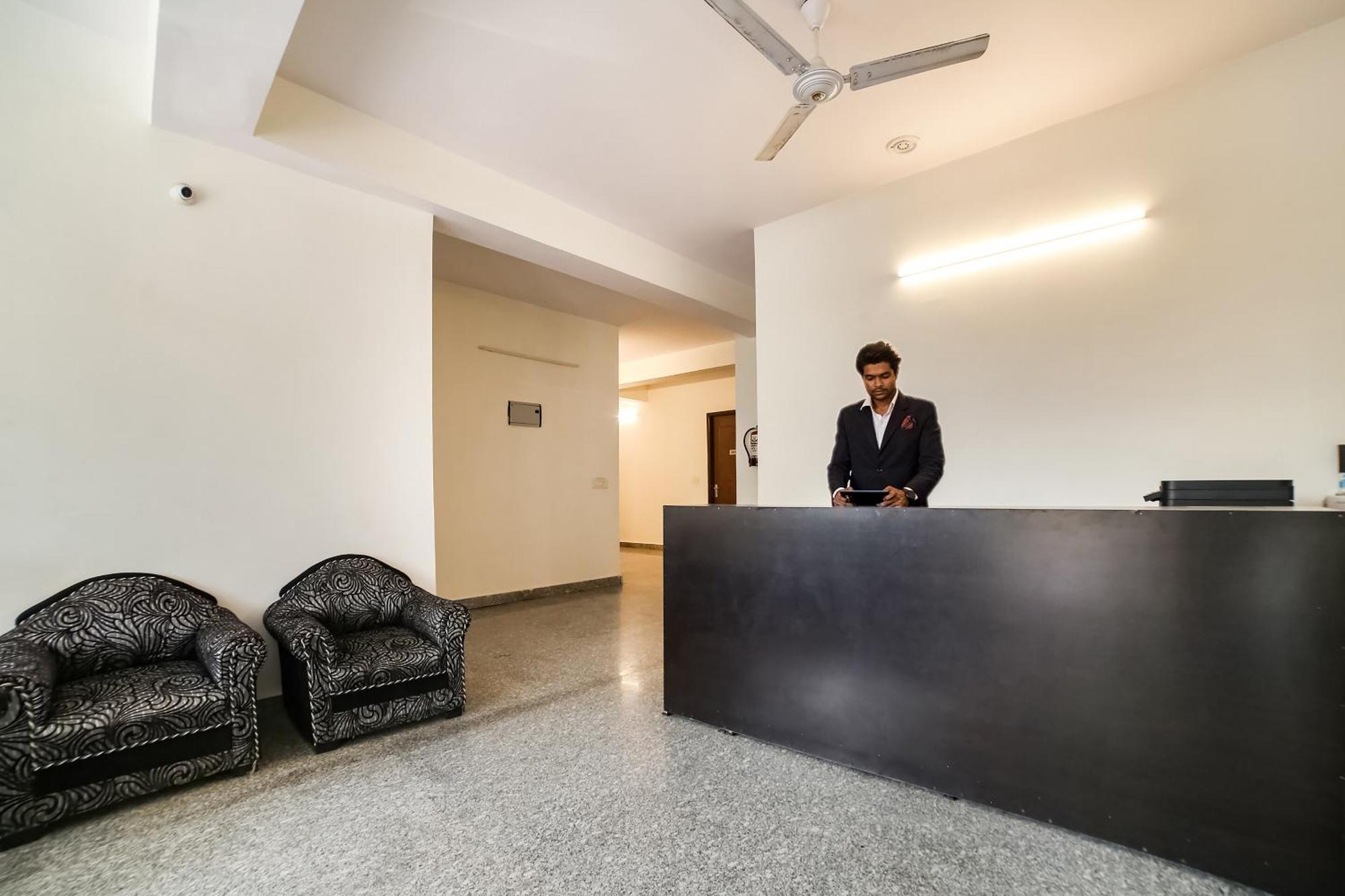 Live On Del5542 Hotel New Delhi Eksteriør billede